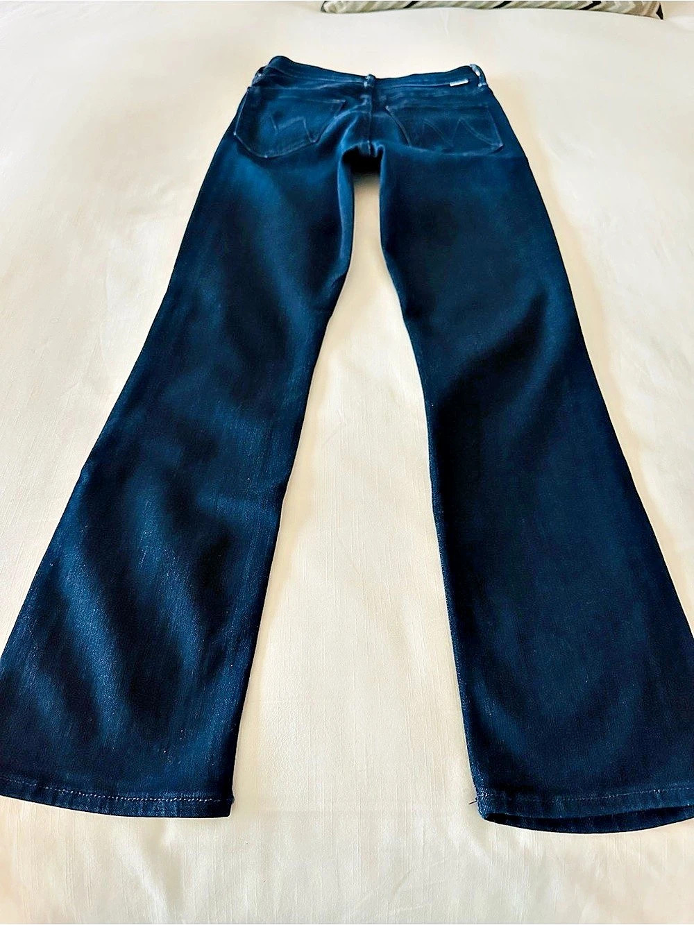 Mother The Mid Rise Dazzler Ankle Wide Leg Jeans in Now or Never dark wash, size